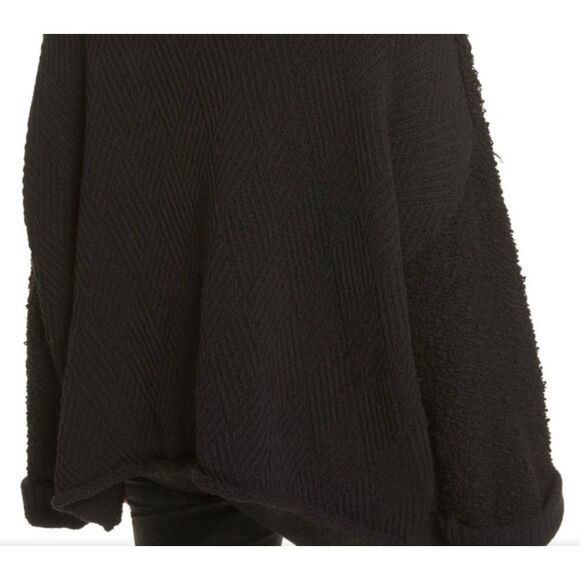 Free People Textured Cuddle Up black Oversize Sweater sz M - Picture 3 of 10